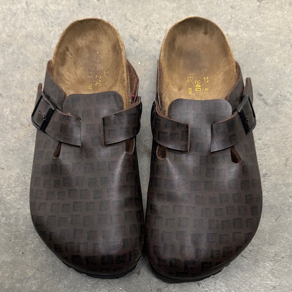 Birkenstock Dark Brown Patterned Clogs